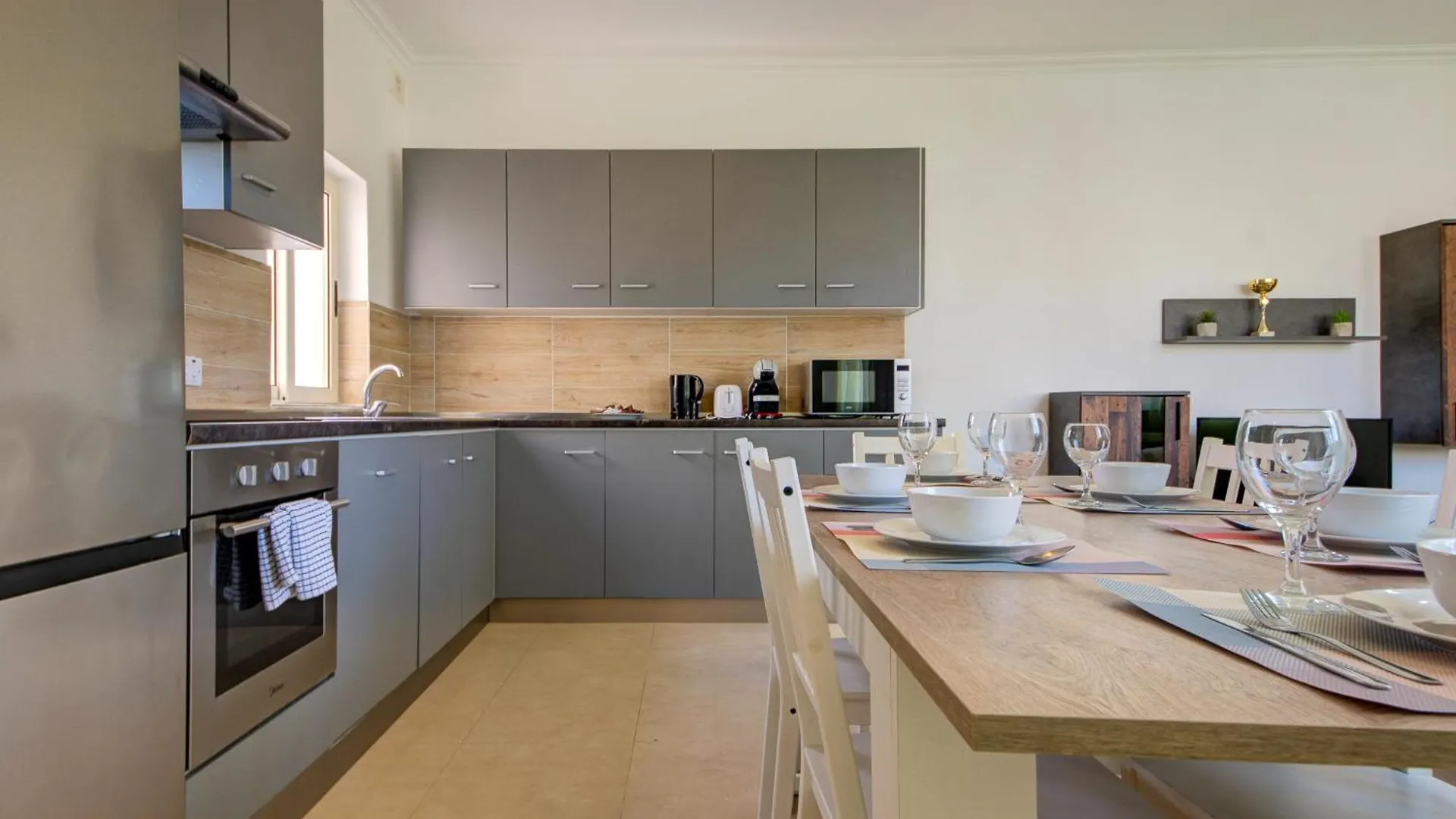 St Julian'S Unique 3-Bedroom Apartments Sleeps 9-10 Saint Julian's Malta