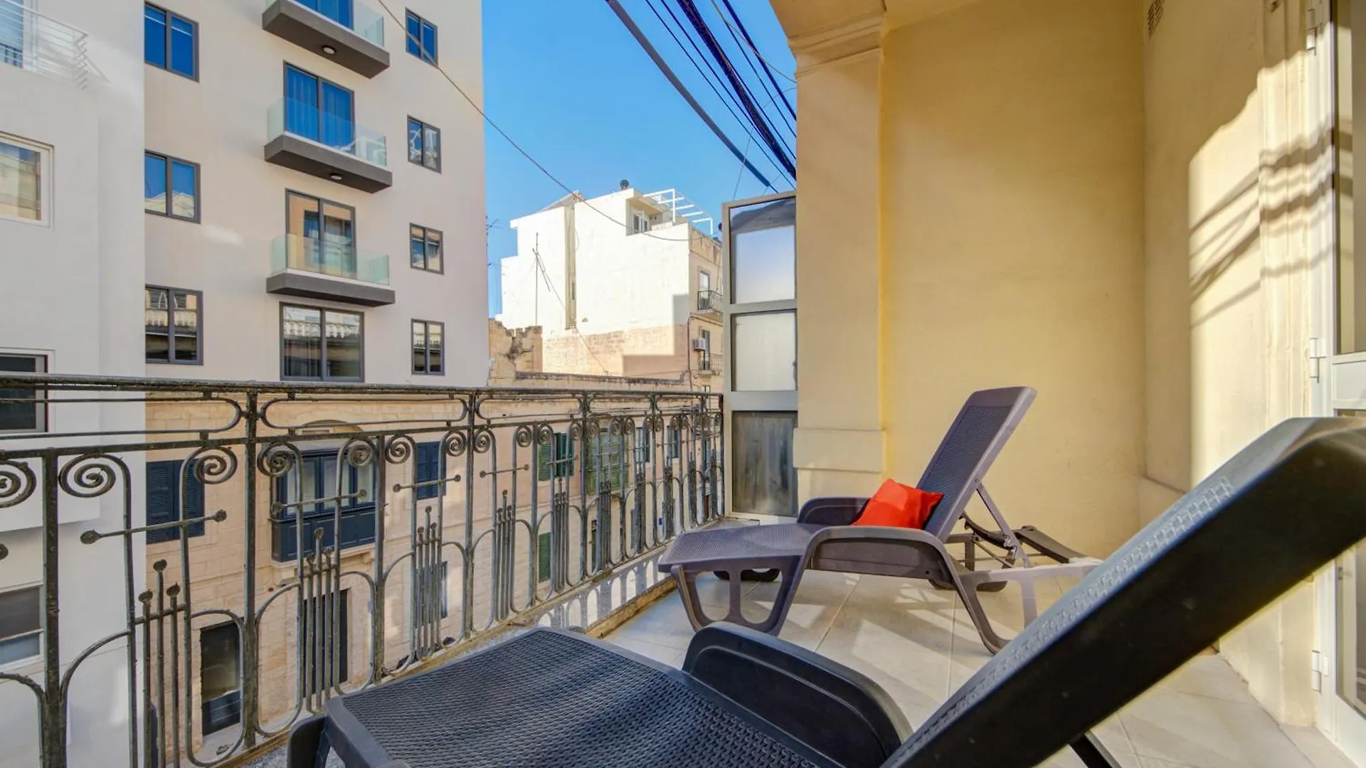 St Julian'S Unique 3-Bedroom Apartments Sleeps 9-10 Saint Julian's